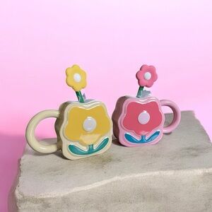 Ceramic Flower Mug 3pc Set-matching straw and straw topper Duo-New